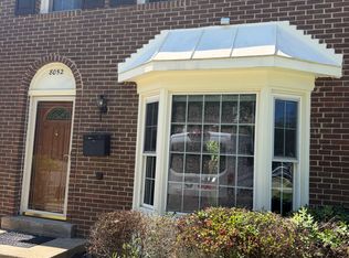 8052 Sleepy View Ln, Springfield, VA 22153