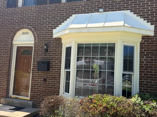 8052 Sleepy View Ln, Springfield, VA 22153