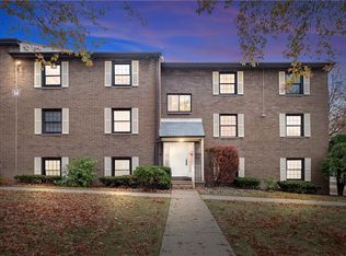 1518 Fairmont St, Pittsburgh, PA 15221