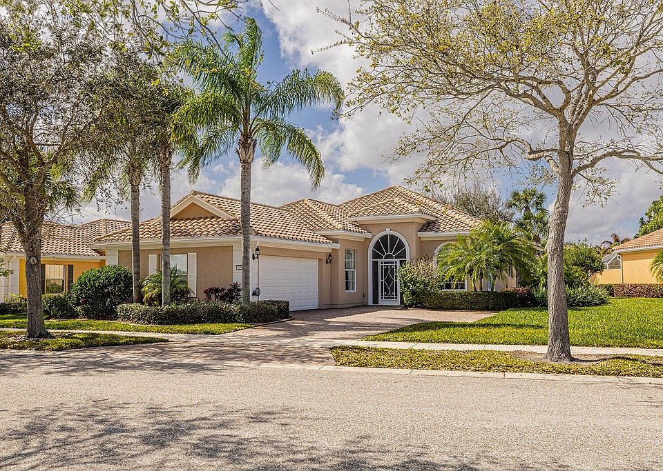 1st image of 5242 Eleuthra Cir