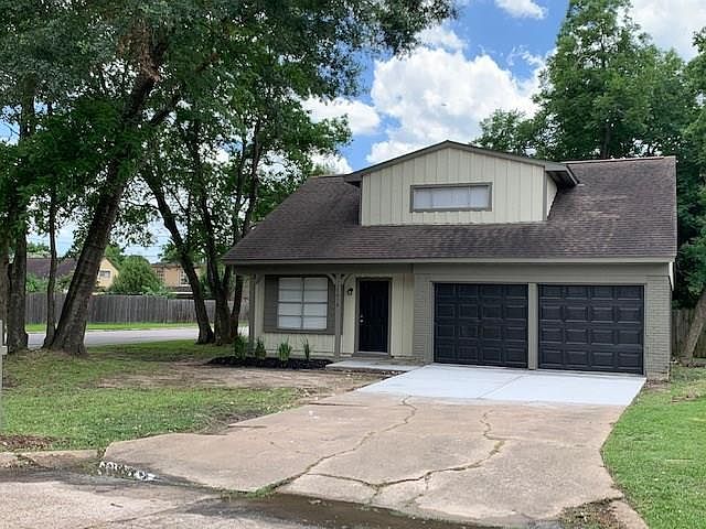 1st image of 17018 Woodburn Dr