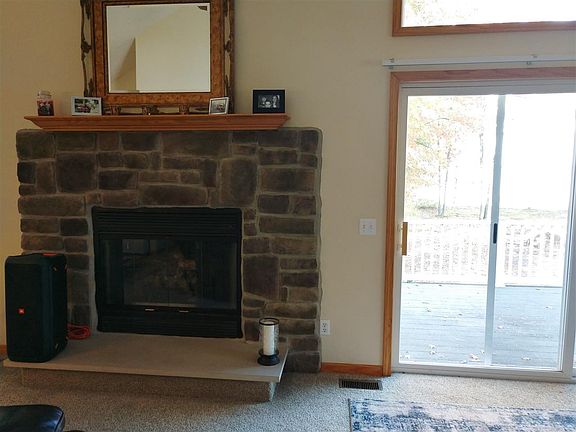 3rd image of 126 15th St