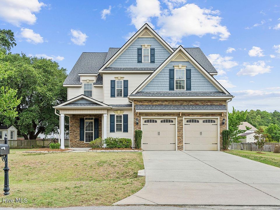 1st image of 107 Camelot Drive