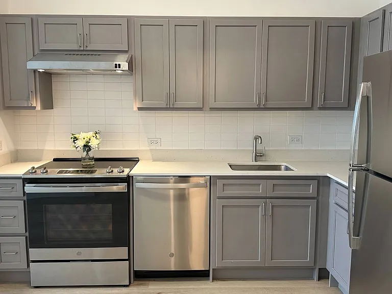 11 Garden St #15H — Photo 4