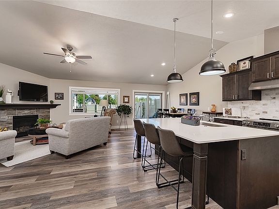 4th image of 4227 Limber Pine Ln