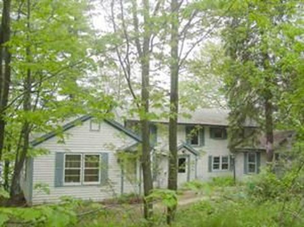 11 Waters Edge Rd