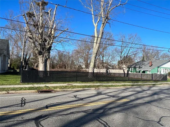 508 S Ocean Avenue, Patchogue, NY 11772