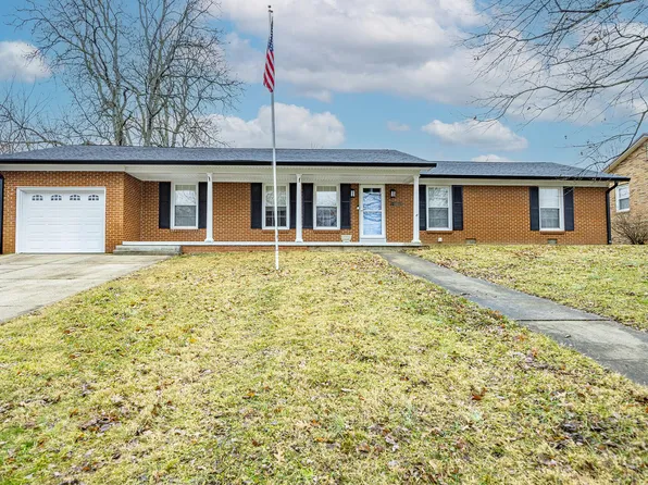 560 Skyview Dr, Paris, KY 40361