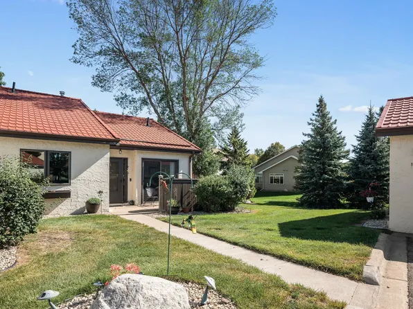 1008 109th Ave NE, Blaine, MN 55434