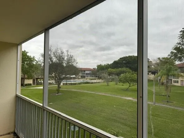 251 SW 134th Way #209M, Pembroke Pines, FL 33027