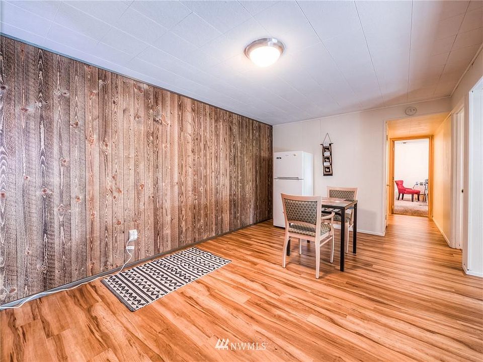 1st image of 145 152nd Pl SE