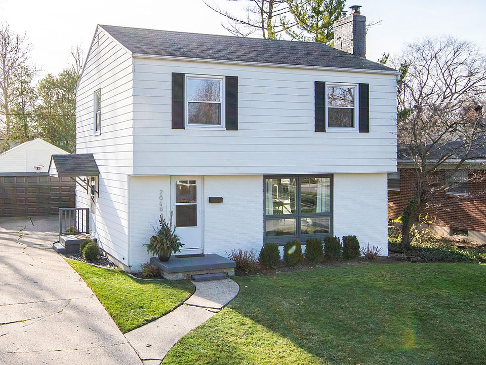 1st image of 2648 Richards Dr SE