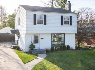 2648 Richards Dr SE, East Grand Rapids, MI