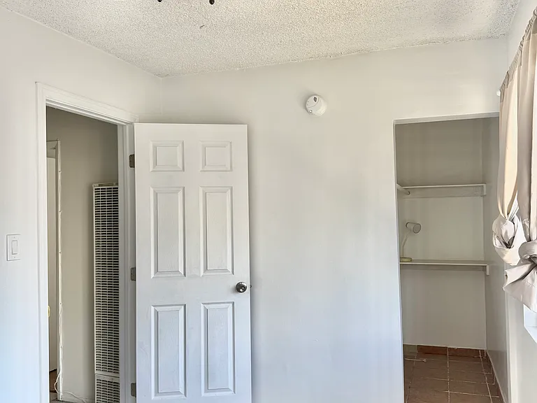 518 E 97th St #7 — Photo 5