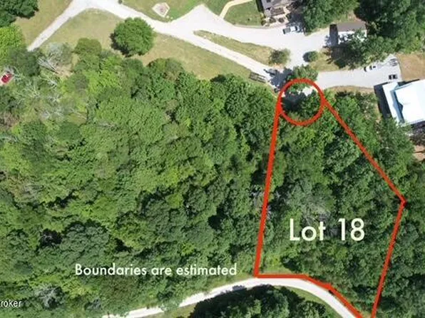 18 Mallard Pointe Rd, Clarkson, KY 42726