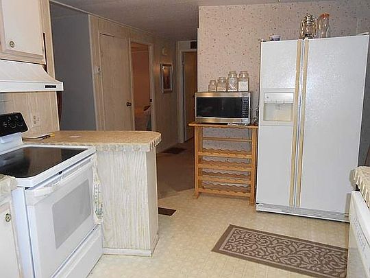 2nd image of 199 Hibiscus Dr