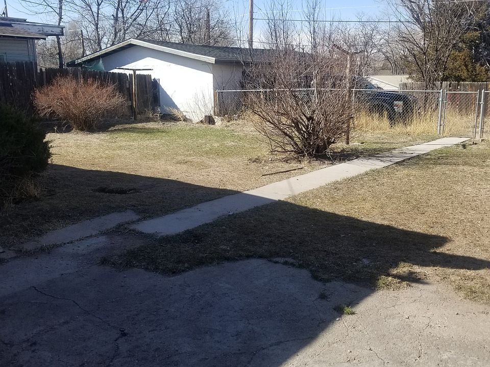 2nd image of 578 W 6th St