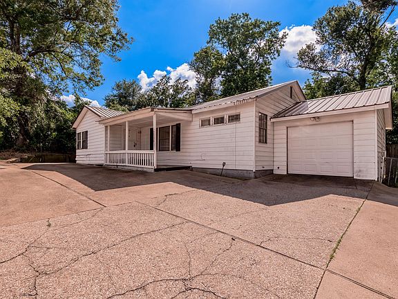 4th image of 2538 Sycamore Ave