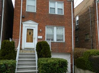 1961 Tomlinson Ave, Bronx, NY 10461