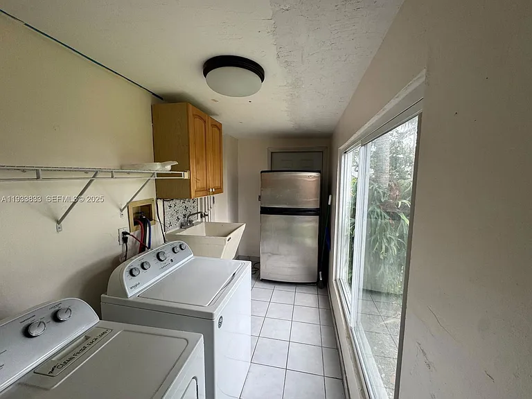 18600 SW 97th Ave — Photo 14