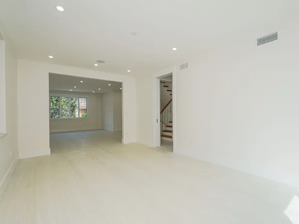 1753 East 21st Street image 12 of 49