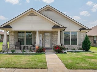 8769 Kimberly Dawn Dr, Southaven, MS 38671