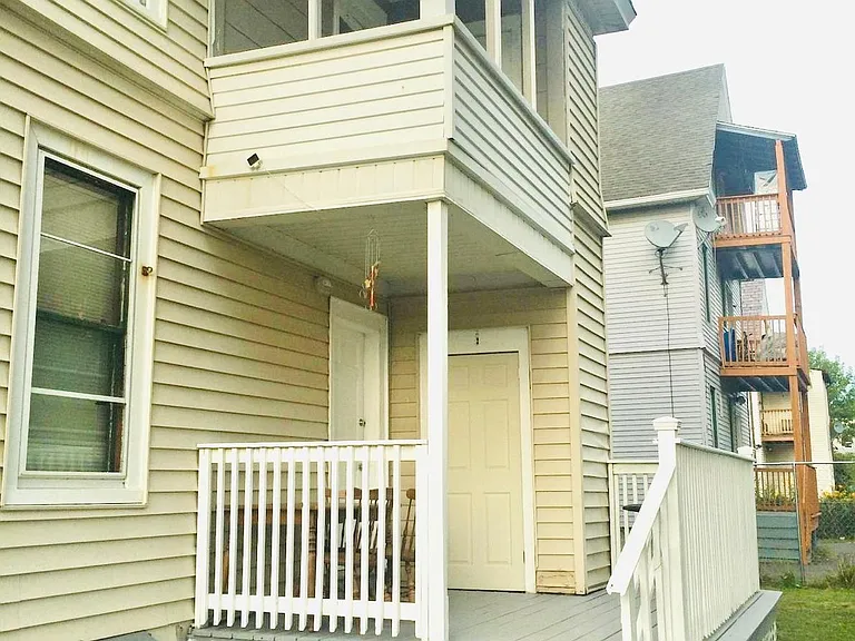 27-29 South St — Photo 4