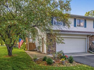 4593 Maple Leaf Cir, Eagan, MN 55123