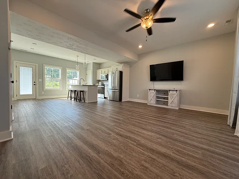 1015 Sweet Amy Way — Photo 3