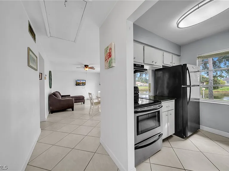 730 Joel Blvd — Photo 6