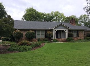 1813 Post Oak Rd, Vestavia Hills, AL 35216