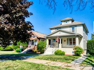 1529 Lake Ave, Whiting, IN 46394