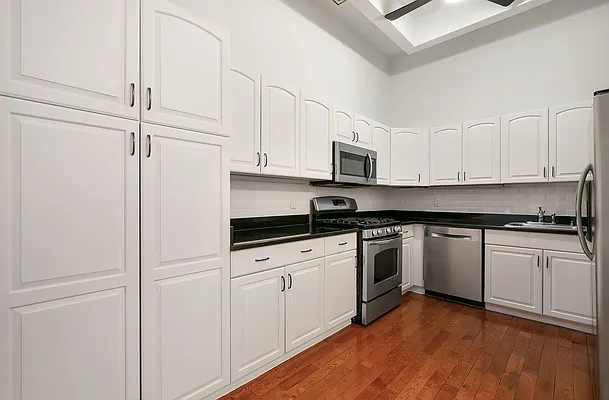 Rented by Compass | media 3