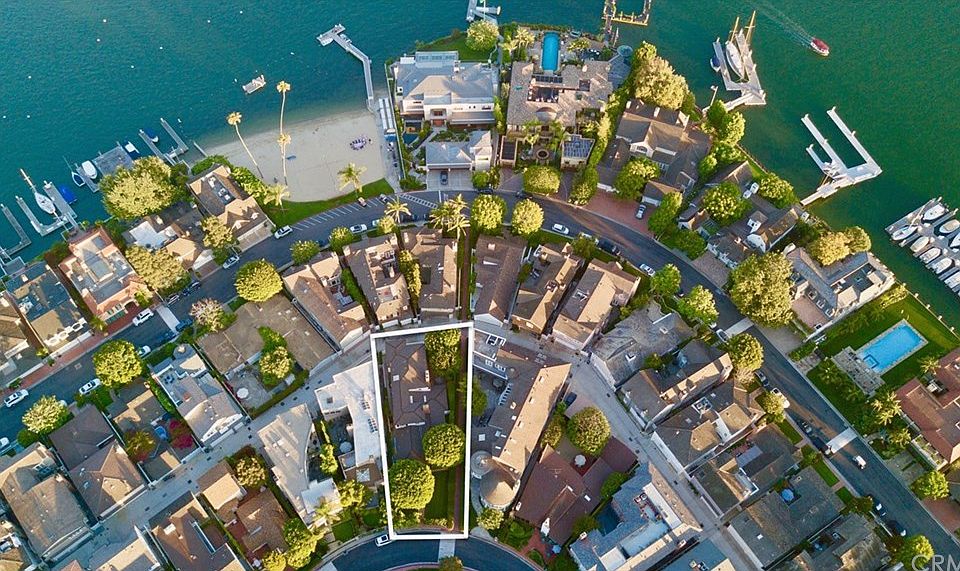 1st image of 2682 Circle Dr