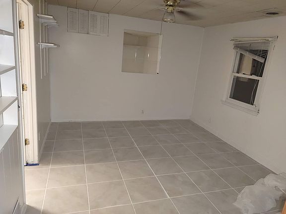 5th image of 1713 Crestline Dr #A