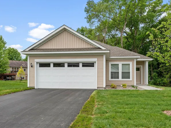 693 Aspen Ln, Montrose, MN 55363