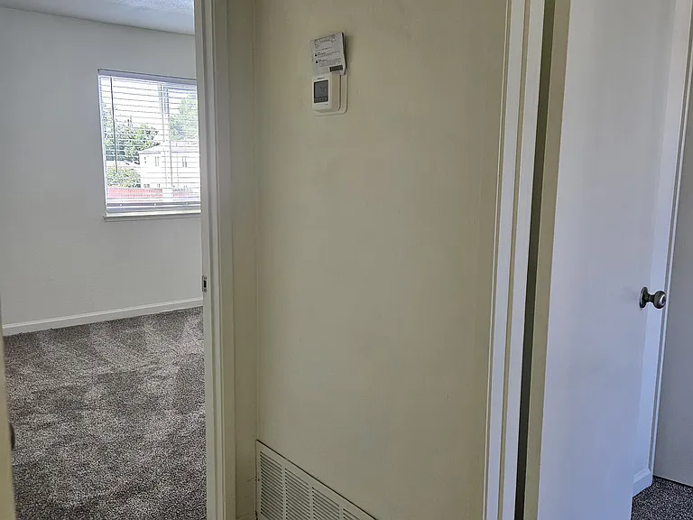 127 Villa Ct #6 — Photo 16