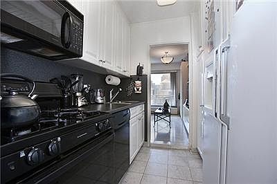 3rd image of 400 E 56th St APT 32C