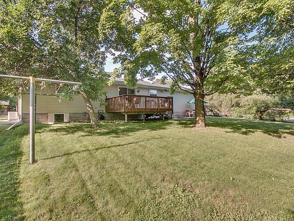 4th image of 113 E Hamilton Dr