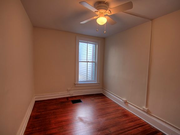 5th image of 315 Warren St