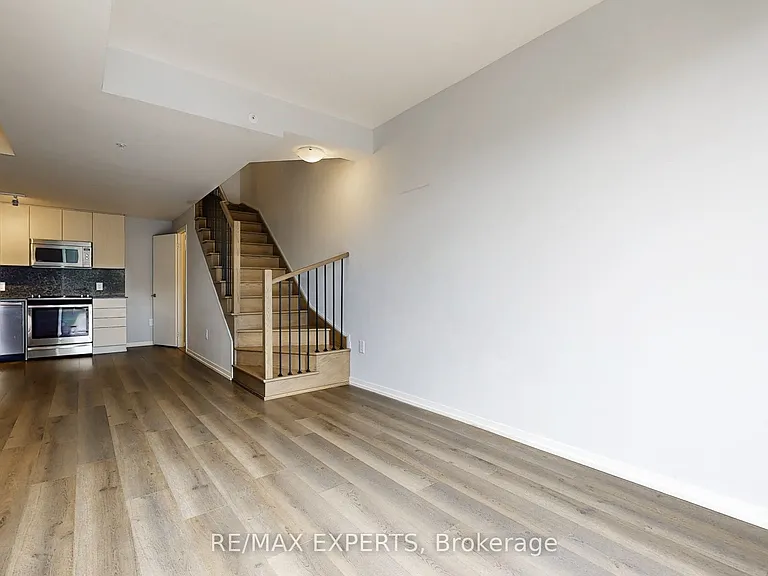 3237 Bayview Ave #Townhouse 106 — Photo 14