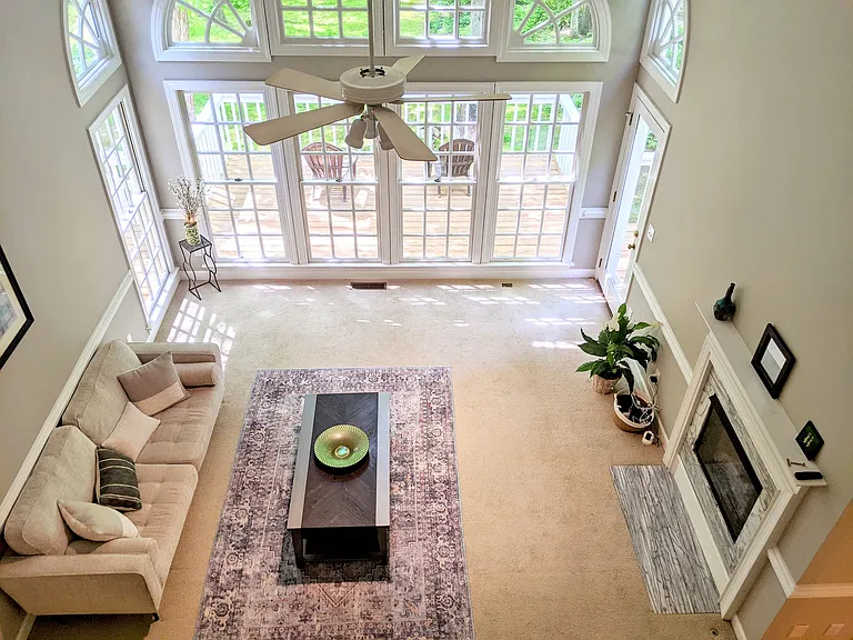 102 Blackford Ct — Photo 8