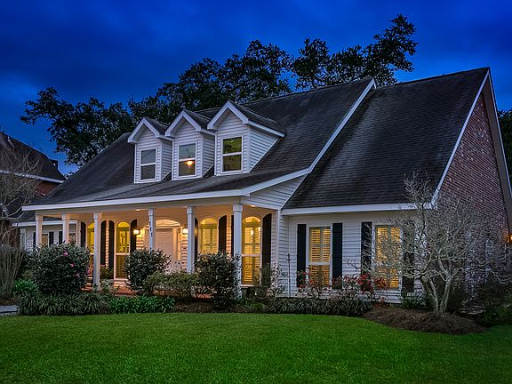 3rd image of 181 Majestic Oaks Dr