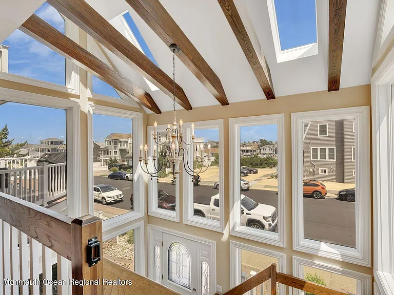 1101 S Ocean Ave — Photo 30