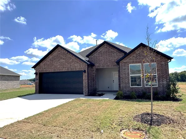 513 W Gosling Isle, Farmington, AR 72730