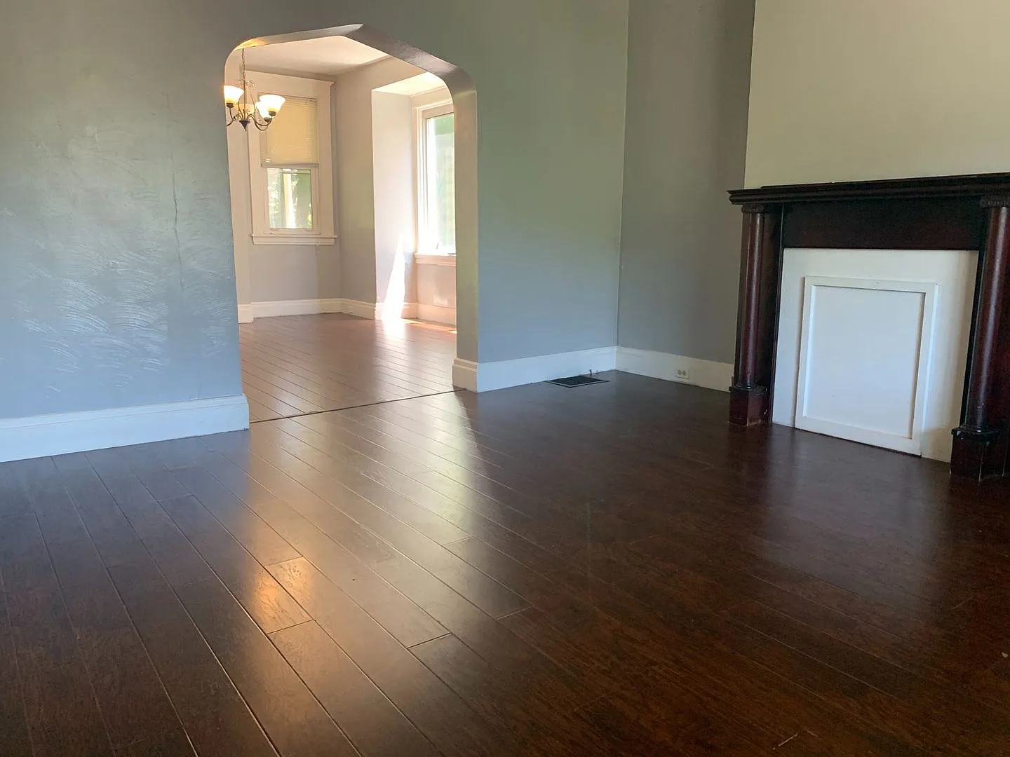 Score 50% Off 1st Month's Rent If Signed By August 28! Charming 3 Bedroom Home In Carrick Availab... — Photo 3