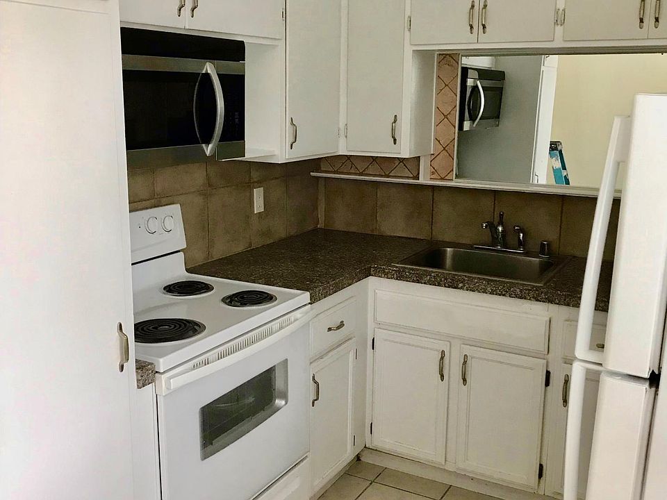 Kitchen #1