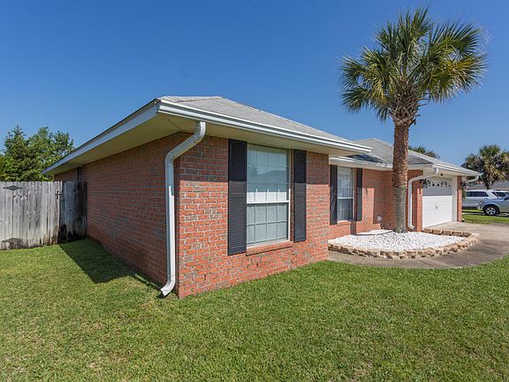 3rd image of 2480 Heritage Cir