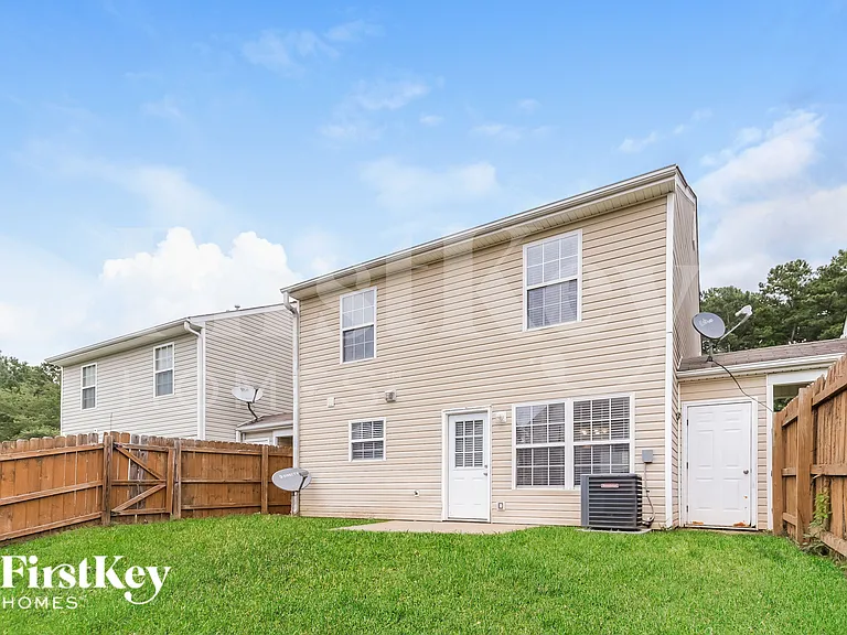 137 Watercress Ct — Photo 17