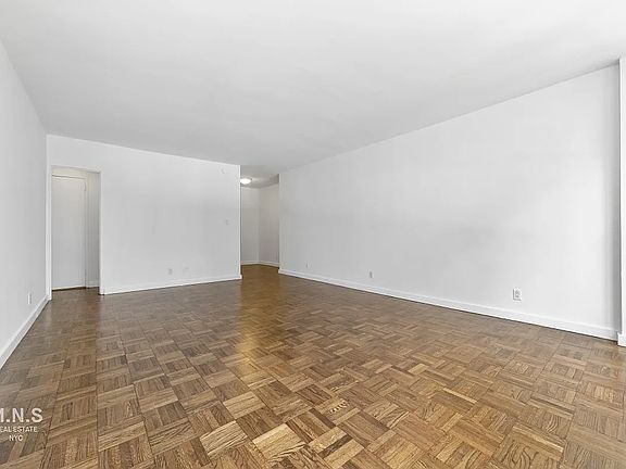 4th image of 210 E 58th St APT 5F